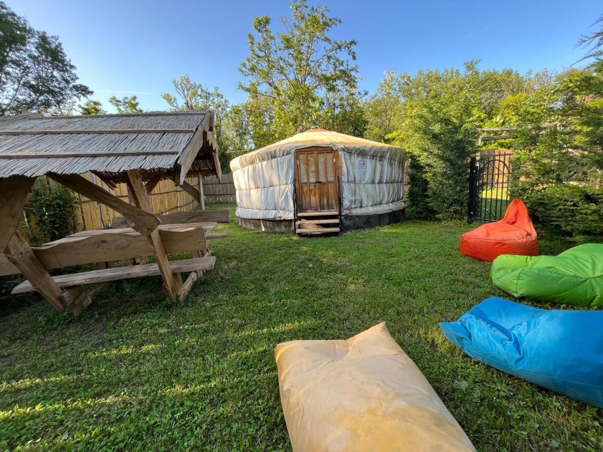 Luxury tent Magustanya Jurtaszallas Paloznak
